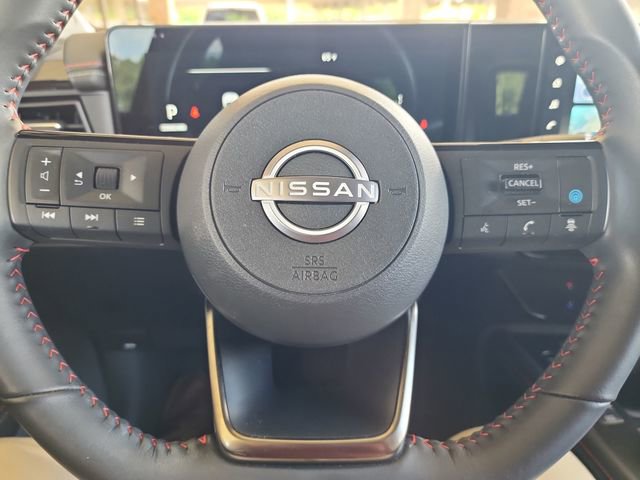 Used 2025 Nissan Kicks SR image 15