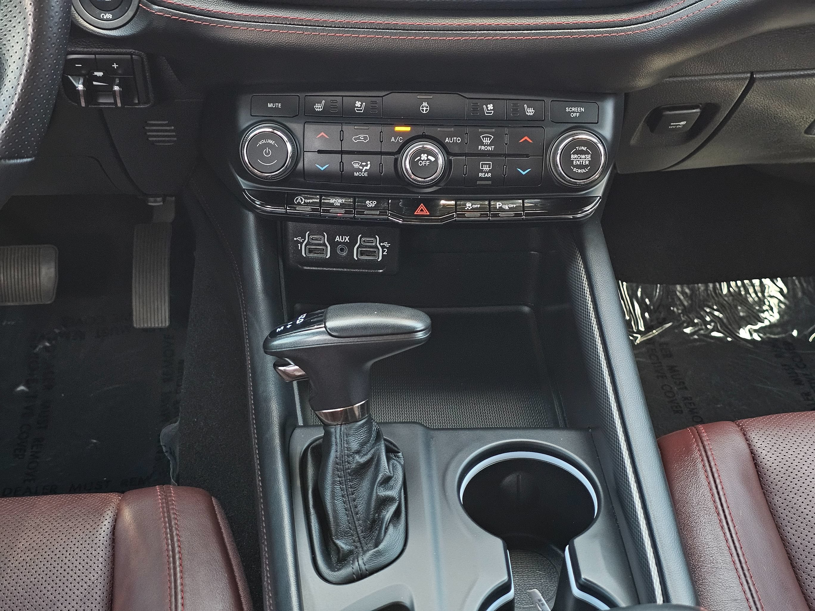 Used 2024 Dodge Durango GT RWD image 28