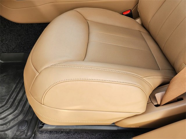 New 2025 Land Rover Range Rover SE image 17