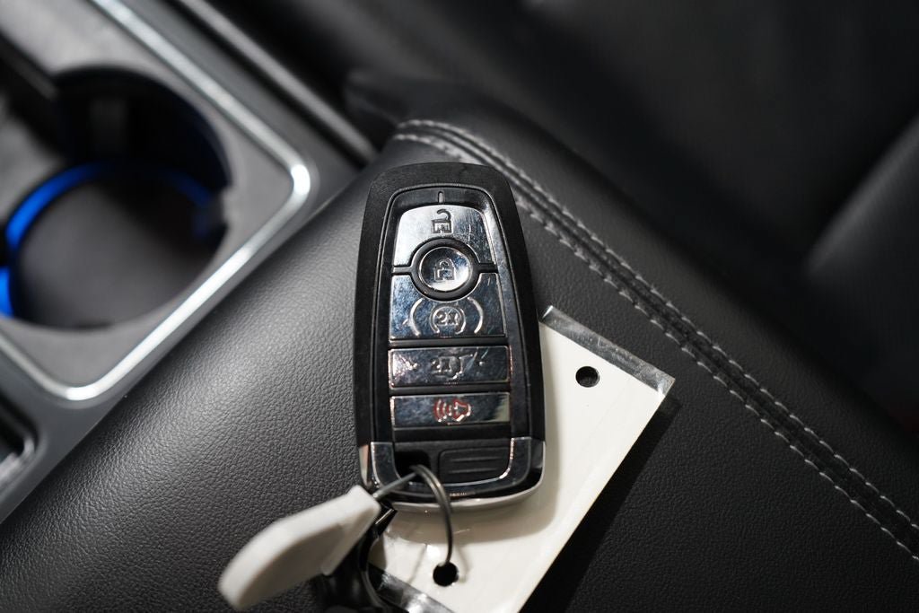 Used 2020 Lincoln Corsair AWD image 28