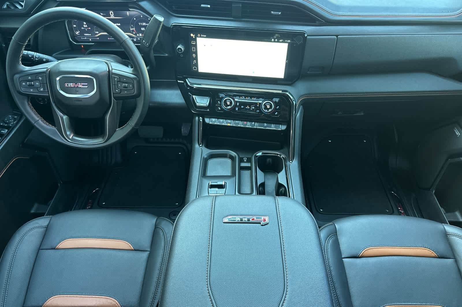 Used 2024 GMC Sierra 3500 AT4 w/ AT4 Premium Plus Package AWD/4WD image 3