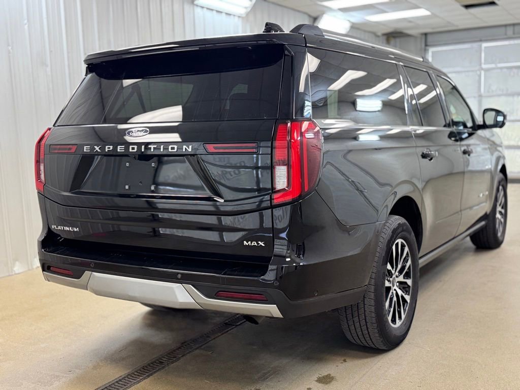 Used 2025 Ford Expedition Max Platinum image 5