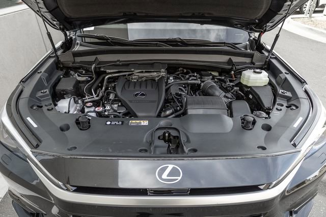 New 2026 Lexus TX 500h AWD image 12