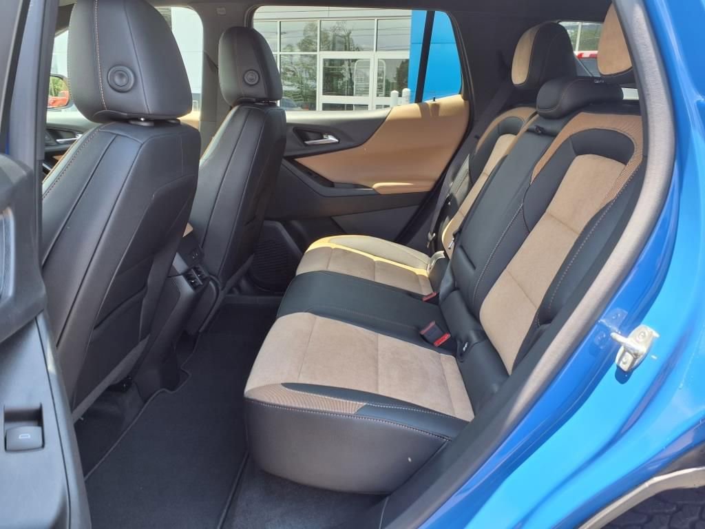 New 2025 Chevrolet Equinox ACTIV w/ Convenience Package III image 5