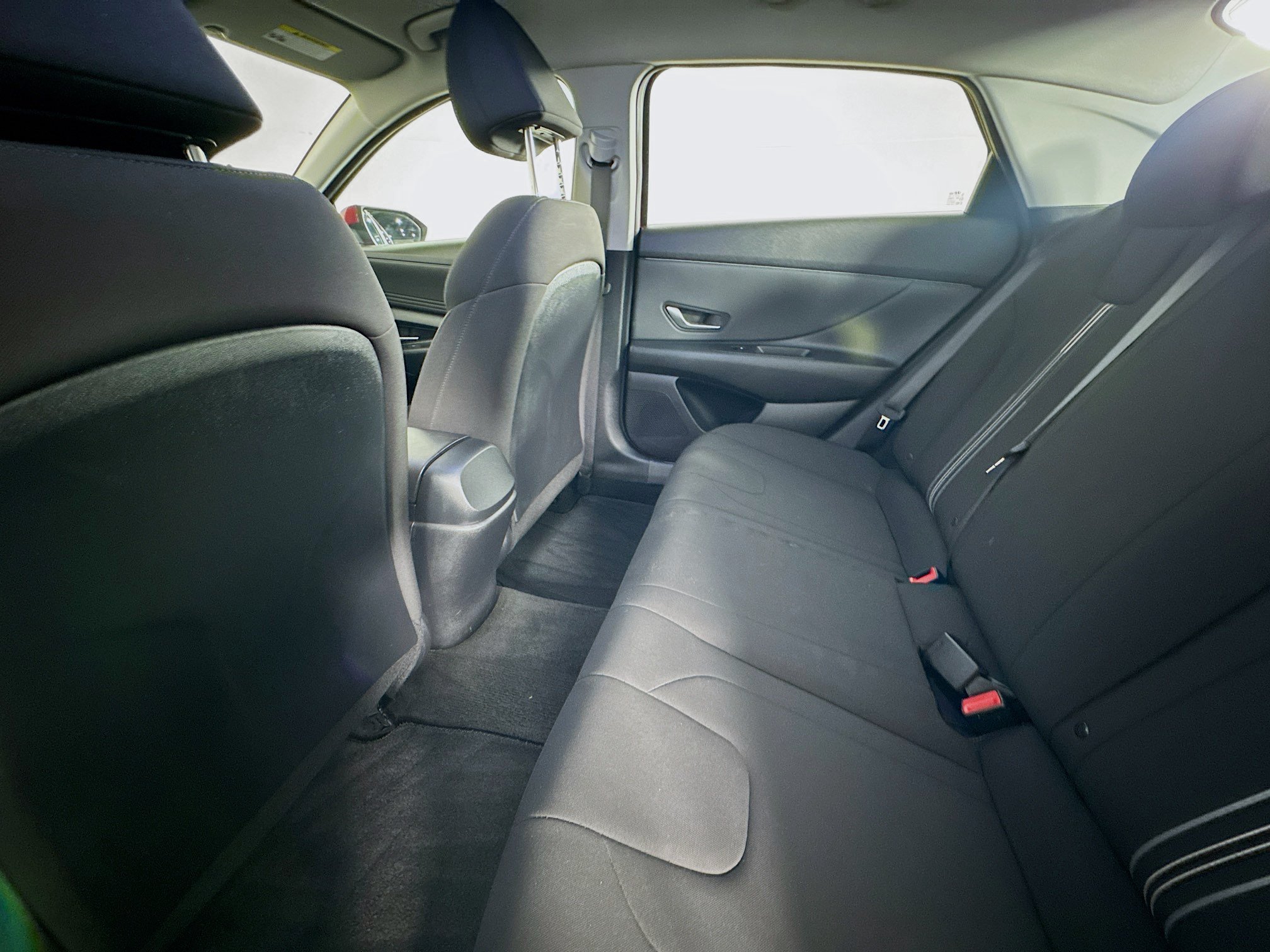 Used 2022 Hyundai Elantra SEL w/ Convenience Package FWD image 22