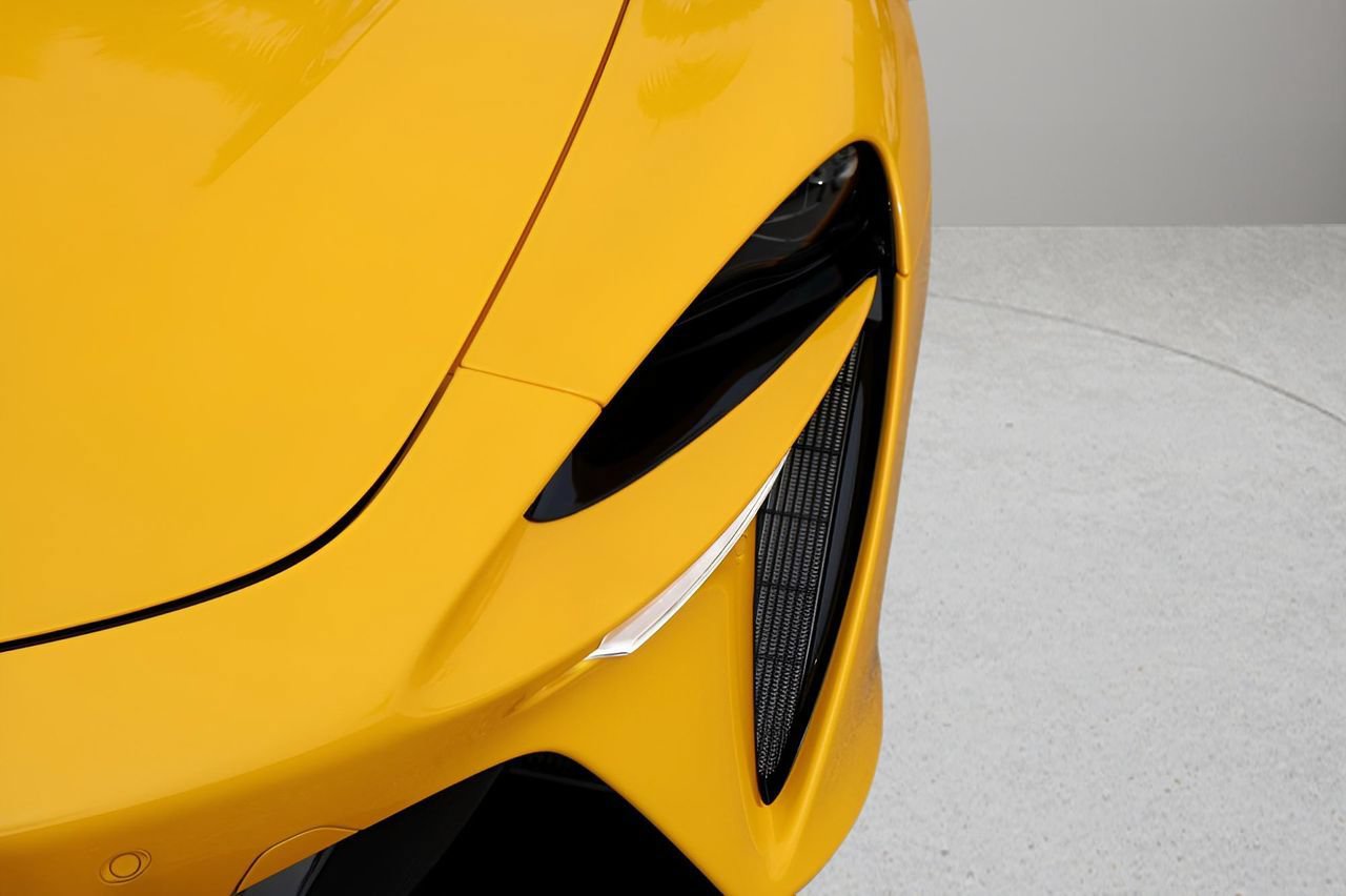 New 2026 McLaren Artura RWD image 25