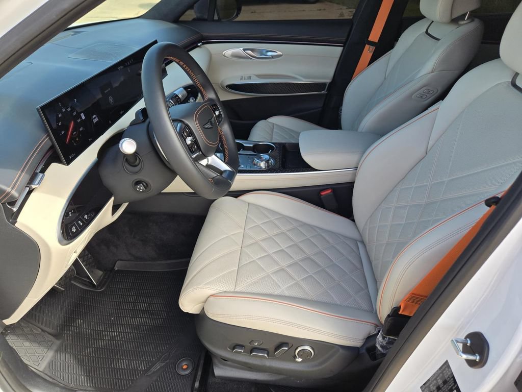 Used 2026 Genesis GV70 3.5T Sport Prestige AWD/4WD image 19