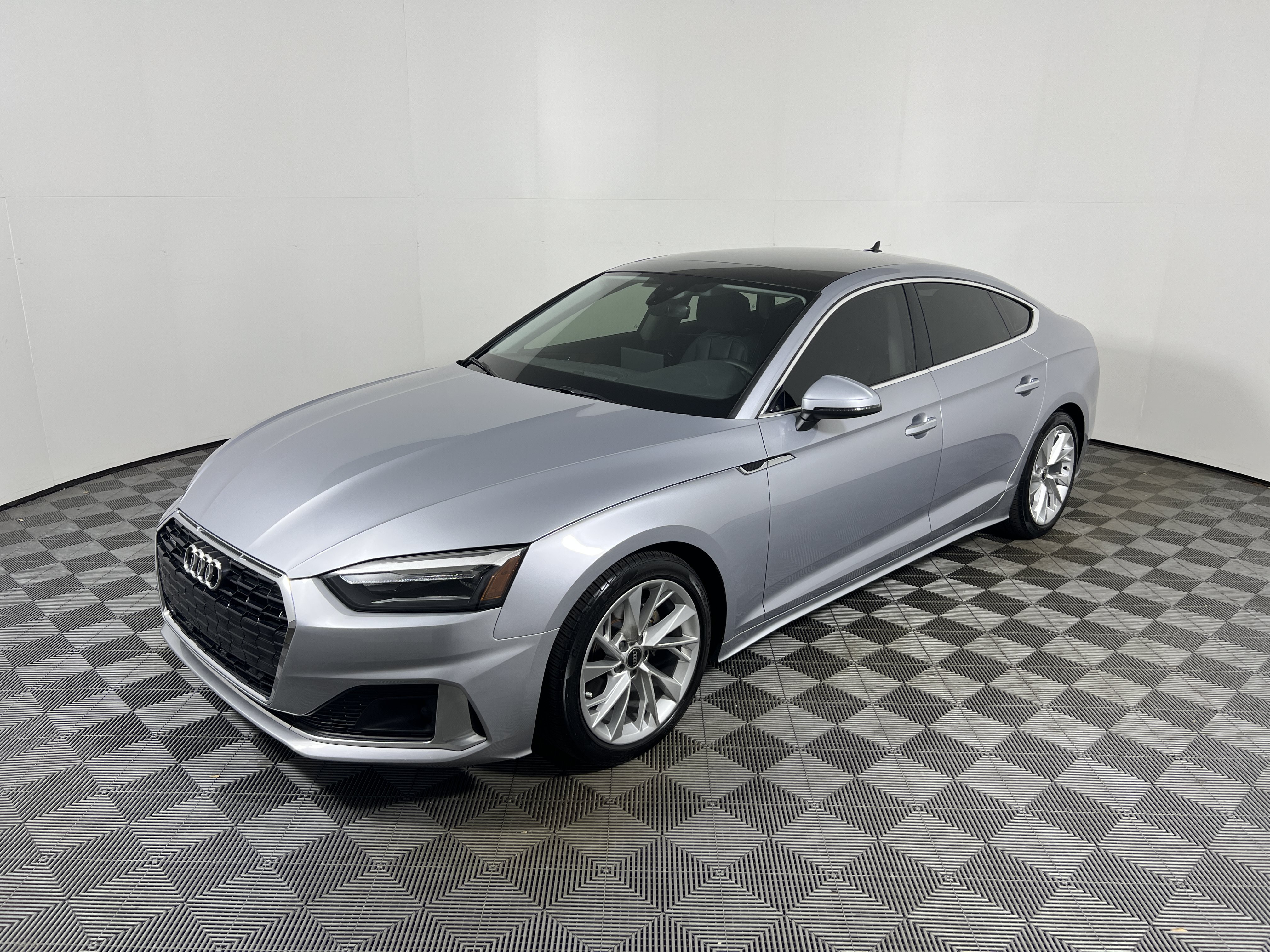 Used 2022 Audi A5 2.0T Premium AWD/4WD image 9