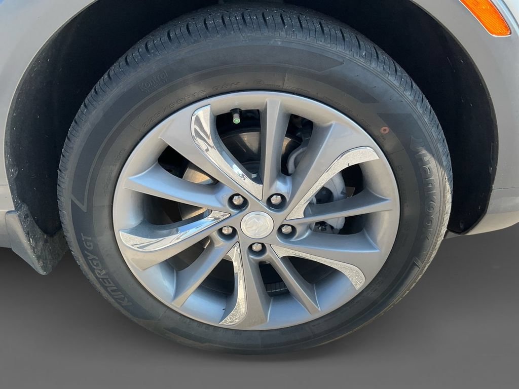 Used 2023 Buick Encore GX Essence w/ Experience Buick Package FWD image 13