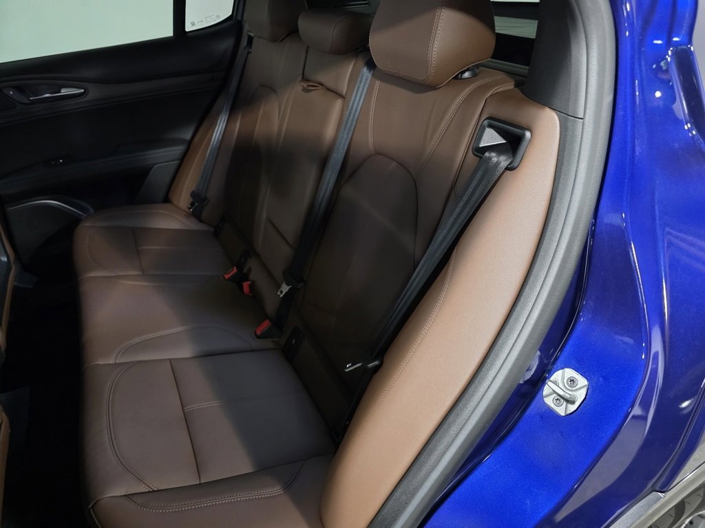Used 2022 Alfa Romeo Stelvio Ti image 17