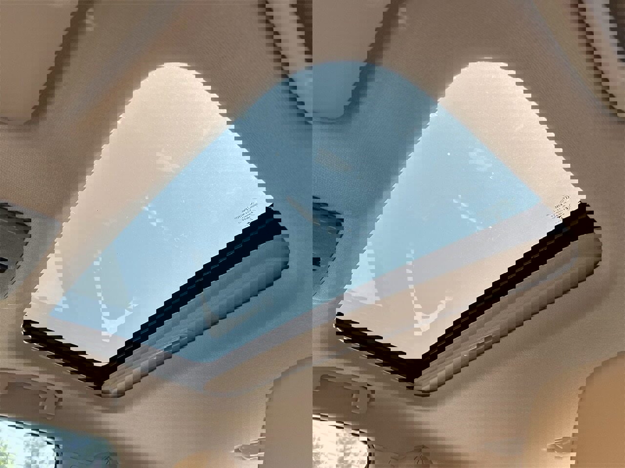 New 2025 Nissan Sentra SV w/ SV Premium Package image 34