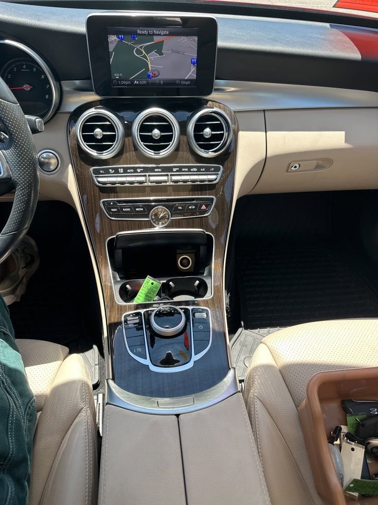 Used 2017 Mercedes-Benz C 300 4MATIC Sedan image 28
