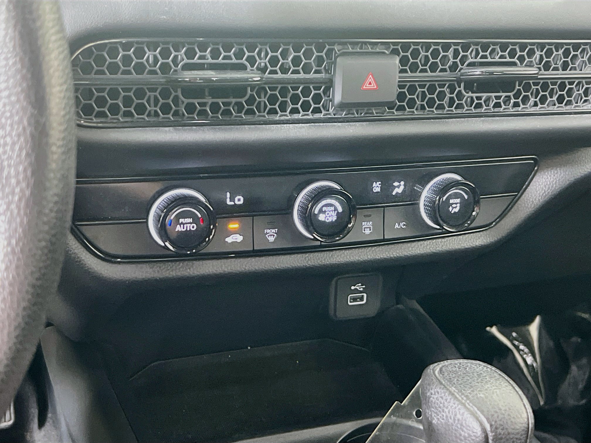 Used 2023 Honda HR-V LX image 15