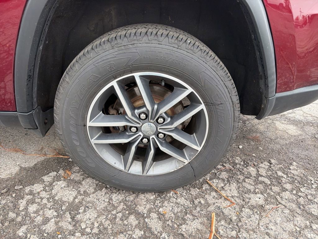 Certified 2018 Jeep Grand Cherokee Limited image 34