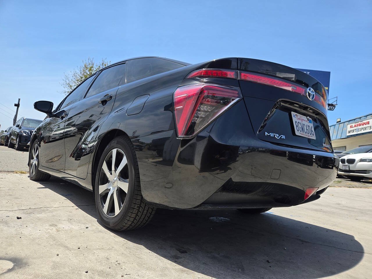 Used 2018 Toyota Mirai FWD image 18