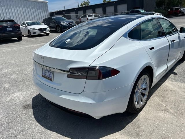 Used 2016 Tesla Model S 75D AWD/4WD image 7