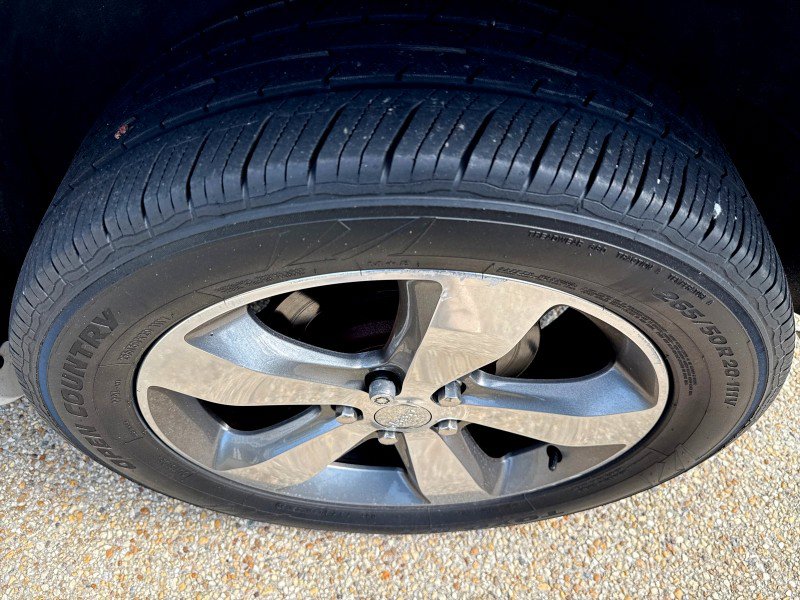 Used 2015 Jeep Grand Cherokee Overland w/ Advanced Technology Group image 43