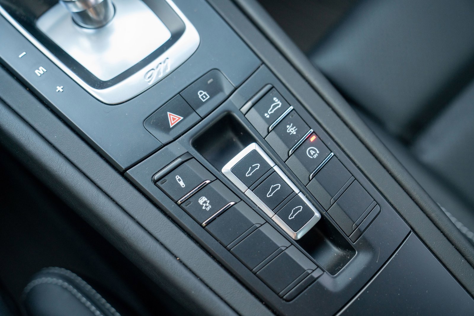 Certified 2019 Porsche 911 Turbo image 23