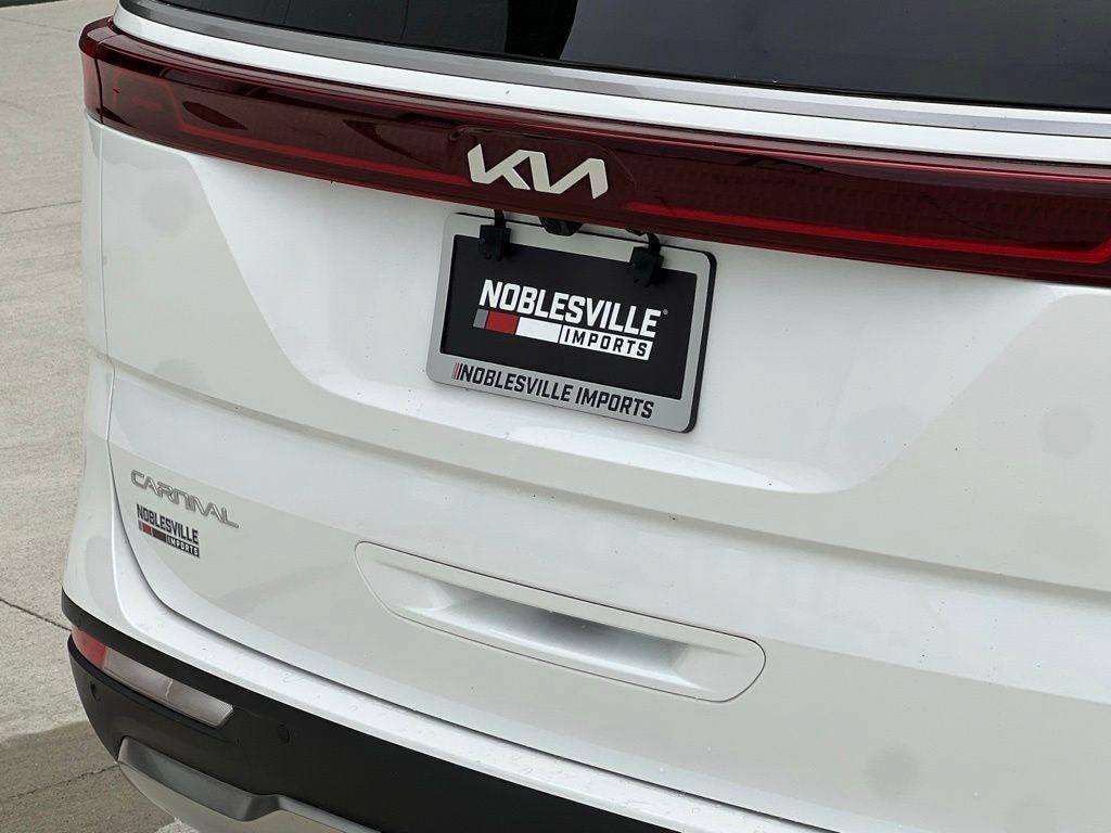Used 2023 Kia Carnival SX Prestige FWD image 40