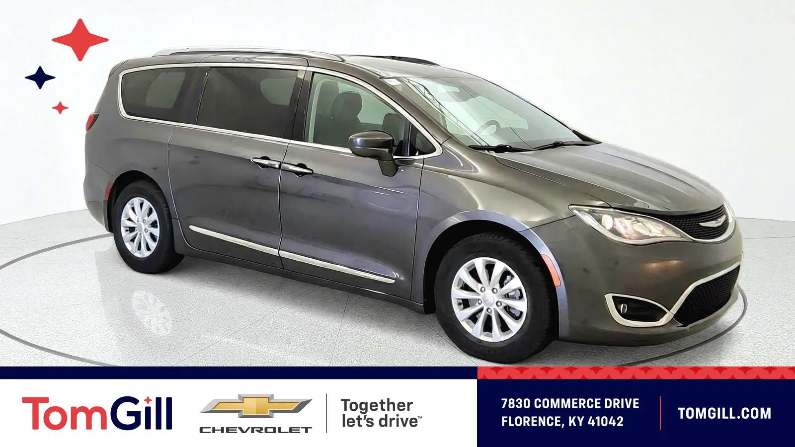 Used 2019 Chrysler Pacifica Touring-L FWD image 1