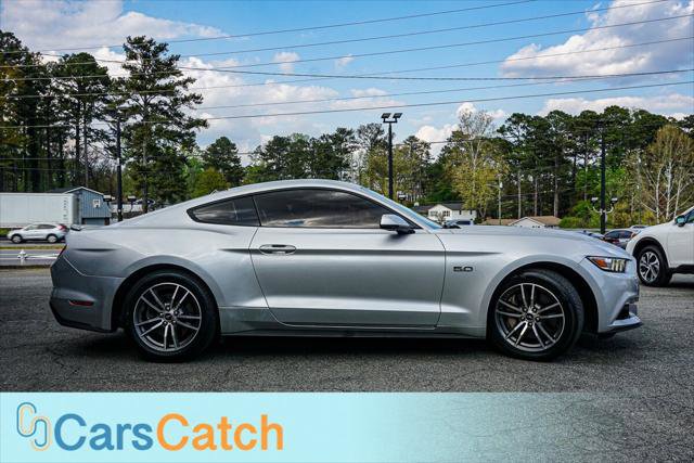 Used 2017 Ford Mustang GT Premium image 2