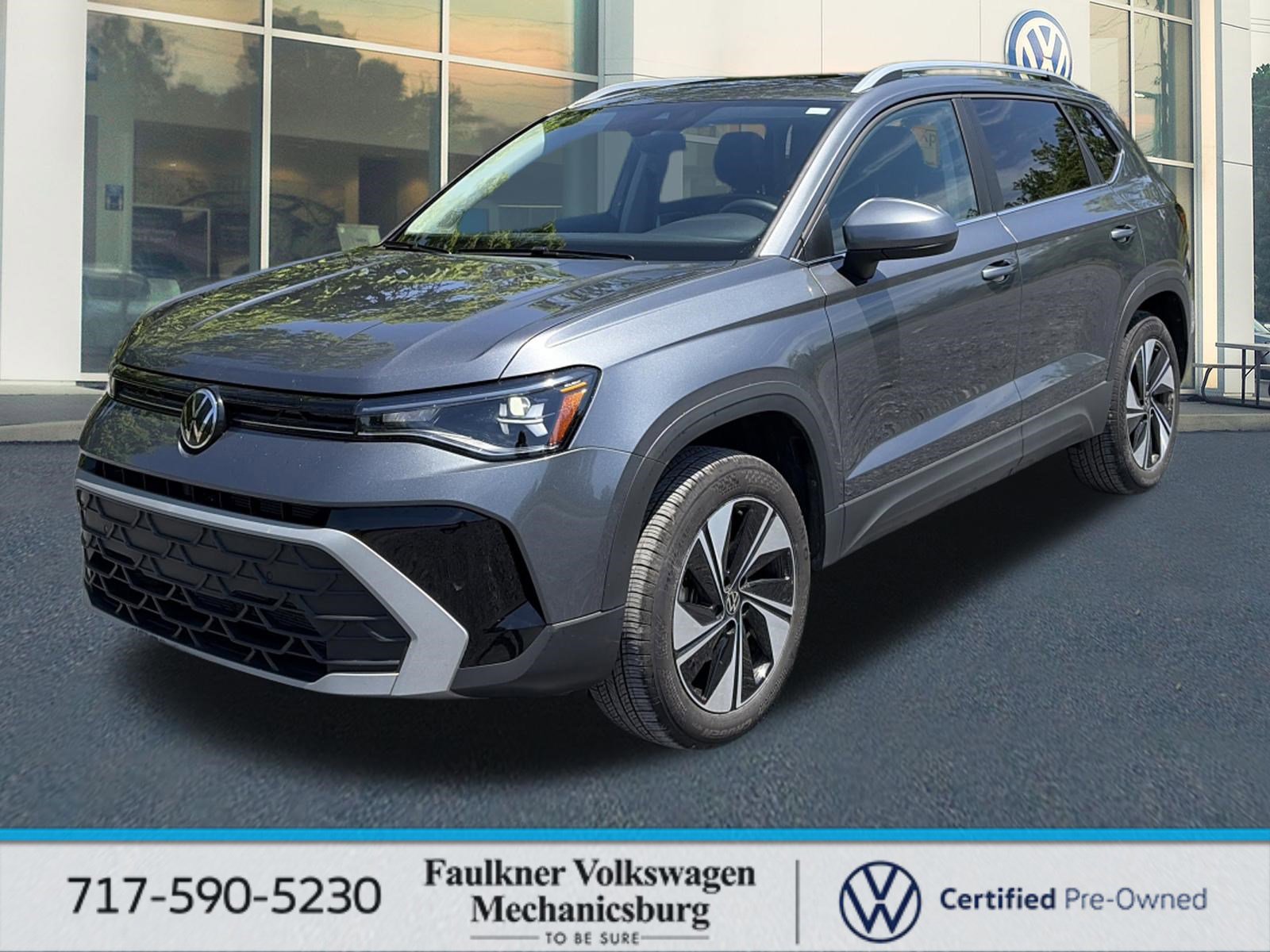 Used 2025 Volkswagen Taos SE w/ Panoramic Sunroof Package AWD/4WD image 1