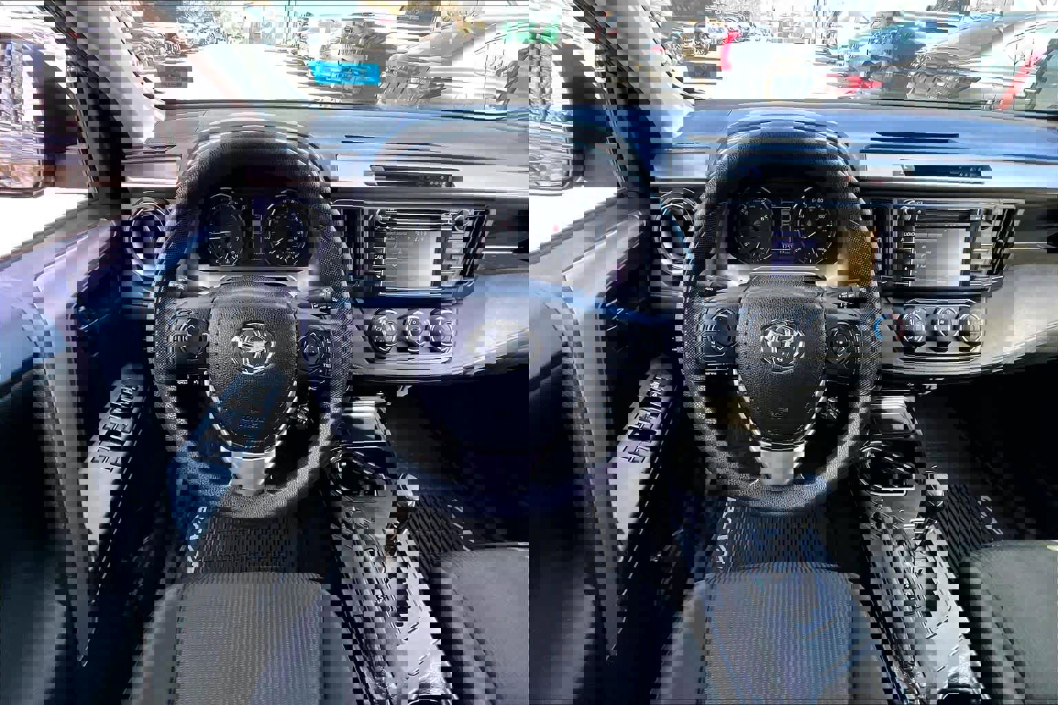 Used 2018 Toyota RAV4 LE w/ All Weather Liner Package image 6