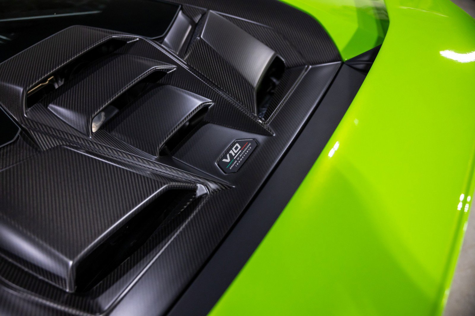 Used 2024 Lamborghini Huracan Tecnica image 17