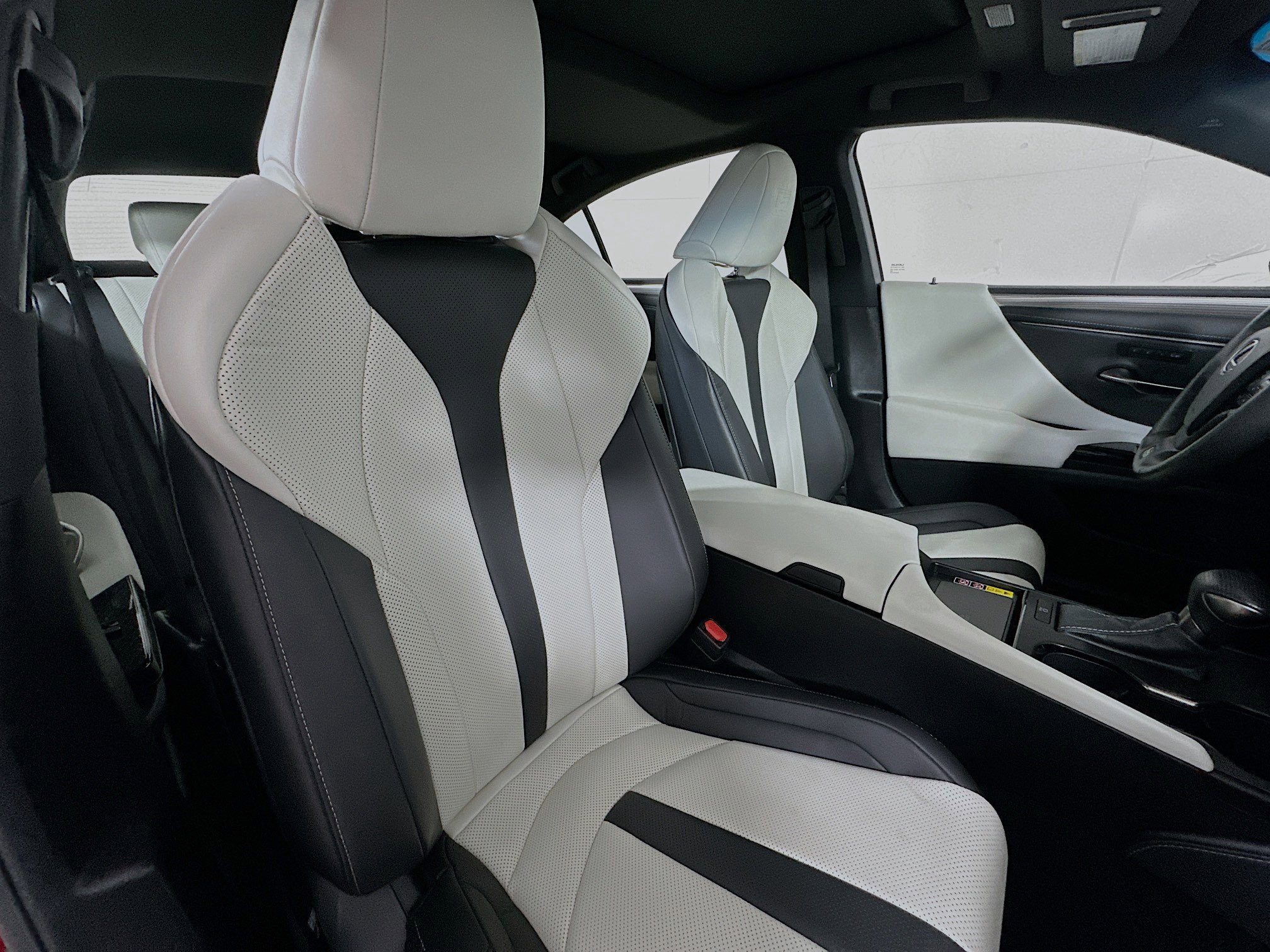 Used 2025 Lexus ES 350 F Sport image 26