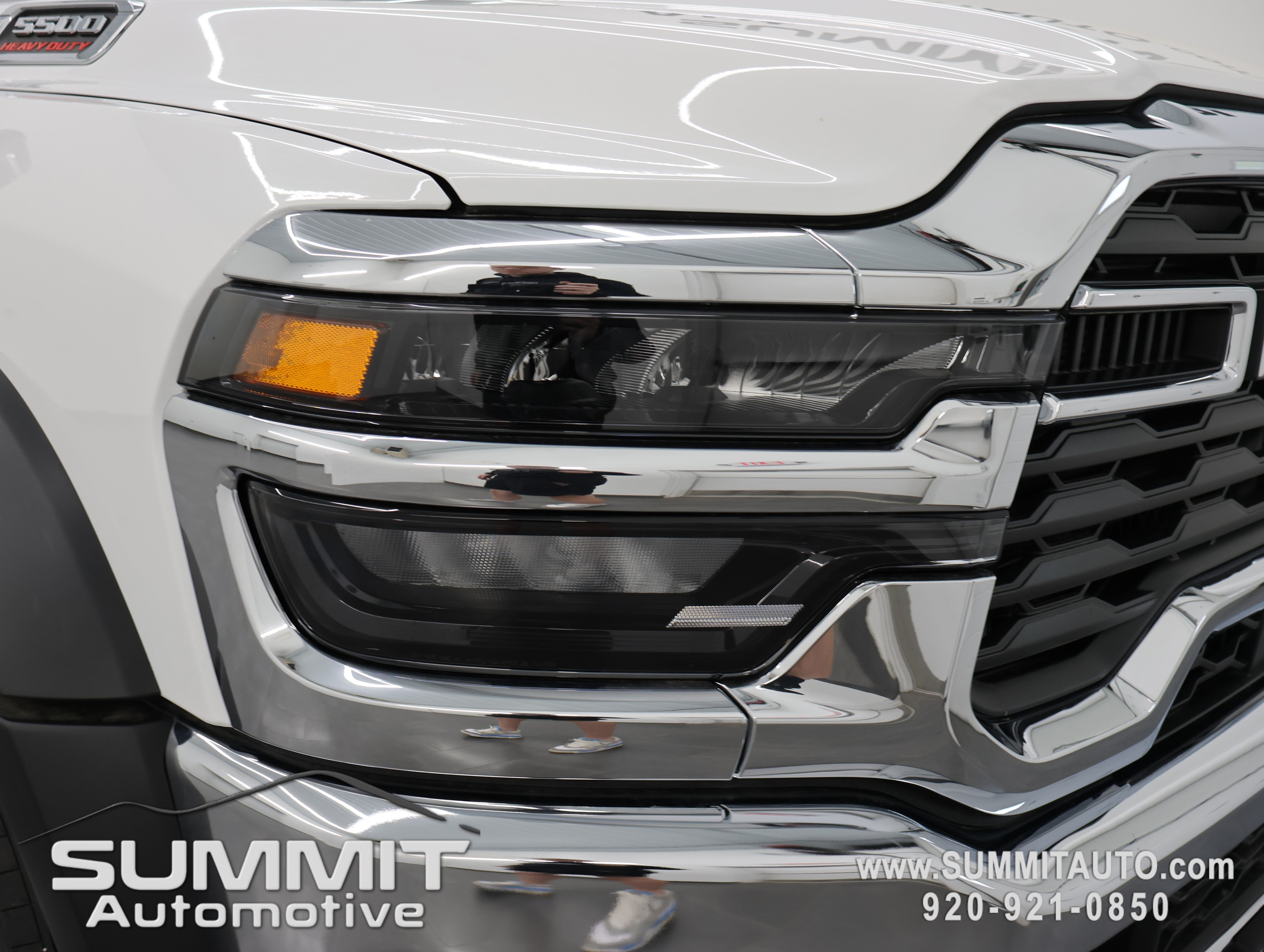 New 2026 RAM 5500 Tradesman w/ Chrome Appearance Group AWD/4WD image 22