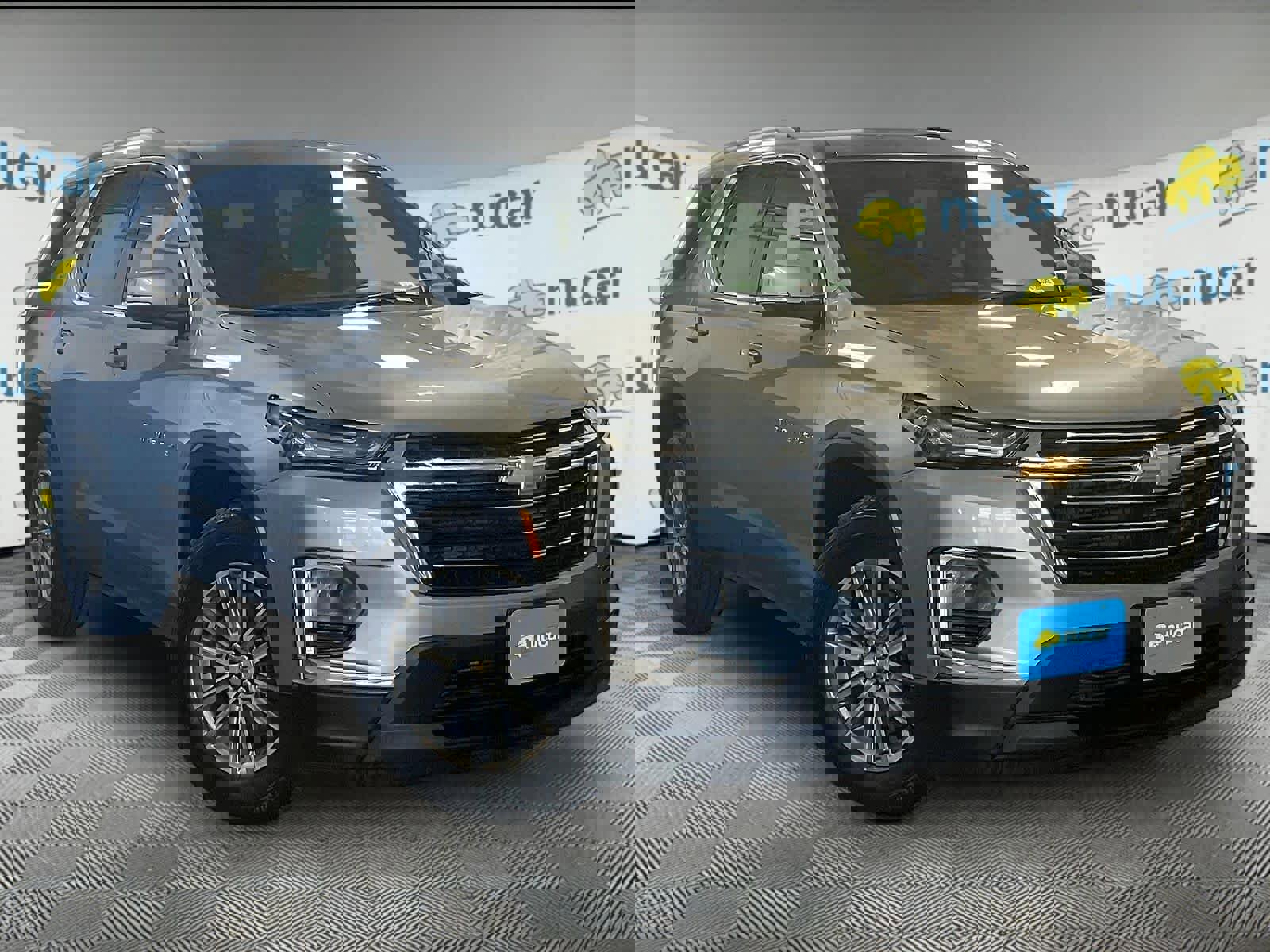 Used 2023 Chevrolet Traverse LT w/ LPO, Floor Liner Package AWD/4WD image 1