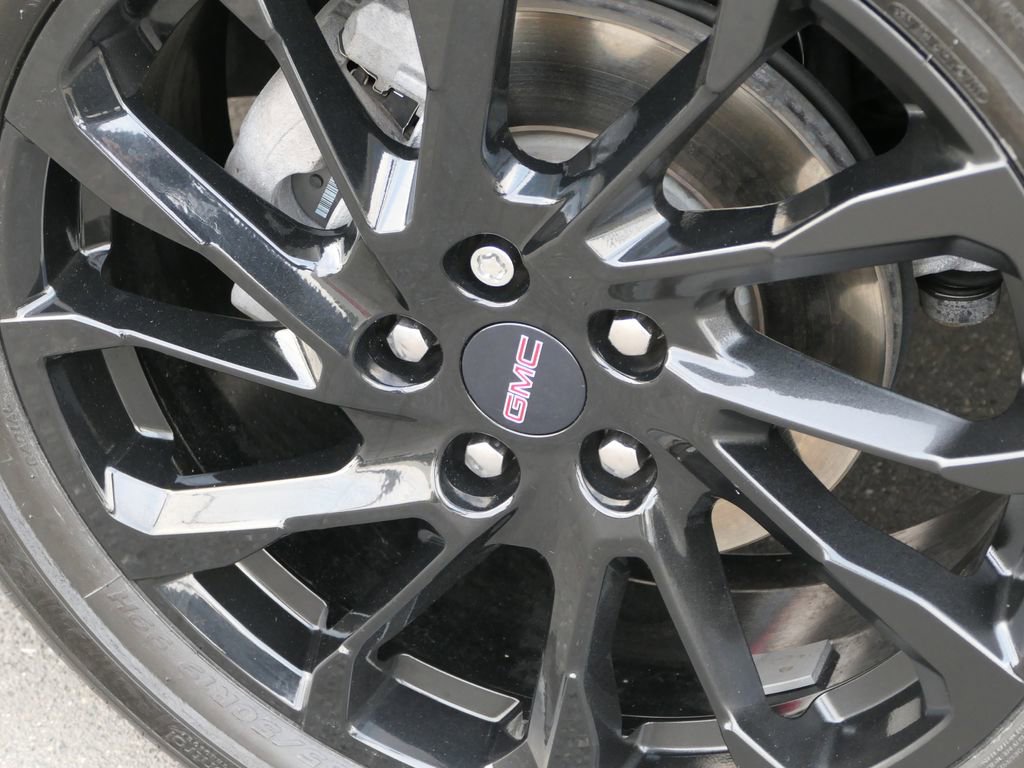 Used 2023 GMC Terrain SLT w/ Elevation Edition image 12