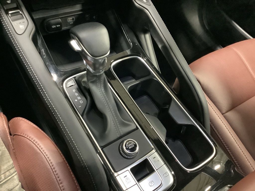 Certified 2024 Kia Telluride SX w/ Towing Package image 17