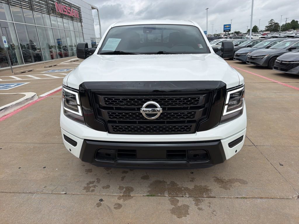 Used 2023 Nissan Titan SV w/ SV Convenience Package RWD image 8