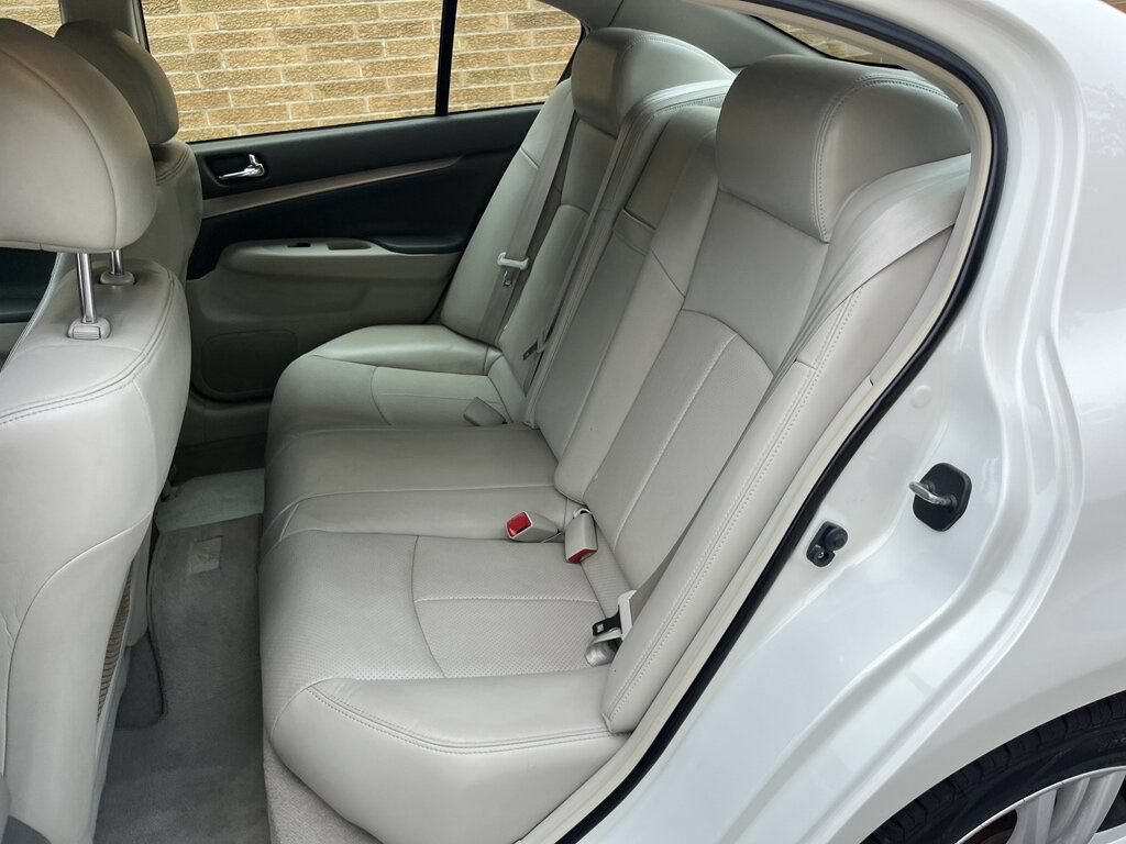 Used 2013 INFINITI G37 x Sedan w/ Premium Pkg AWD/4WD image 30