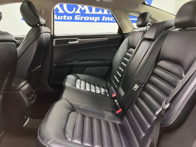 Used 2020 Ford Fusion SEL image 20