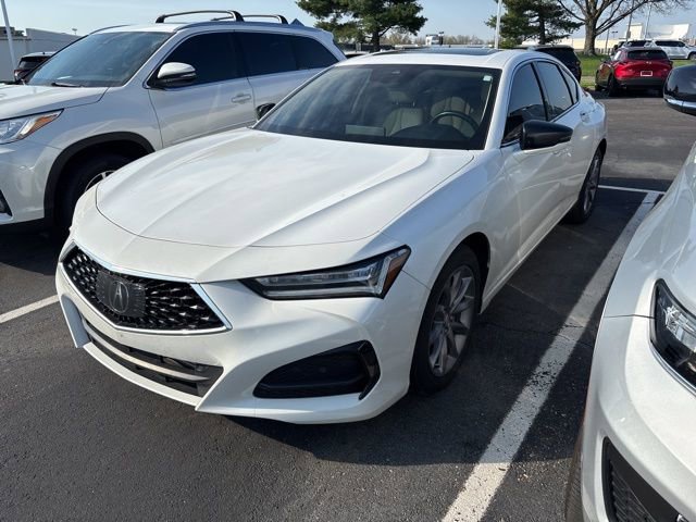 Used 2022 Acura TLX image 3