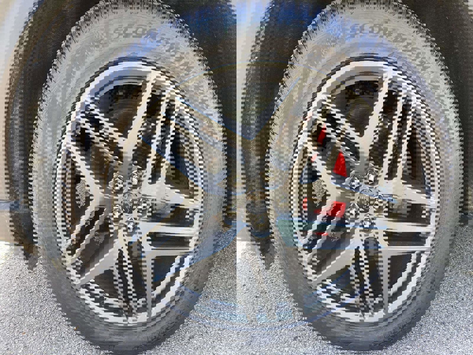 Used 2025 Ford Explorer ST-Line w/ Premium Package image 14