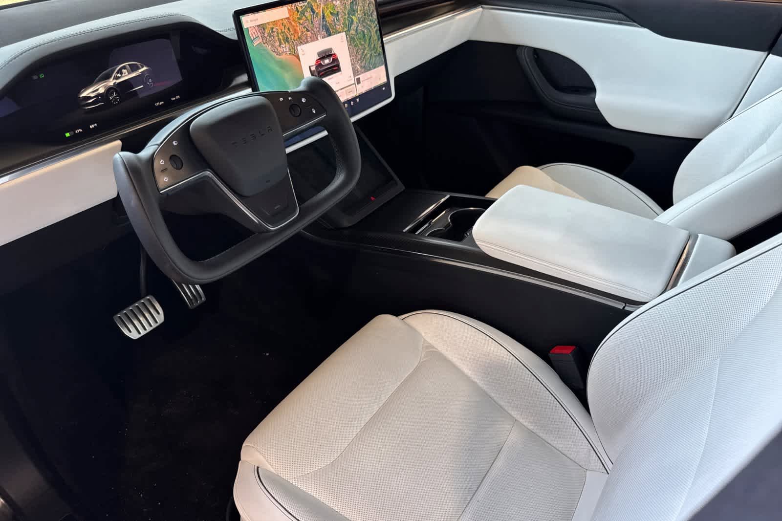 Used 2022 Tesla Model X Plaid AWD/4WD image 10