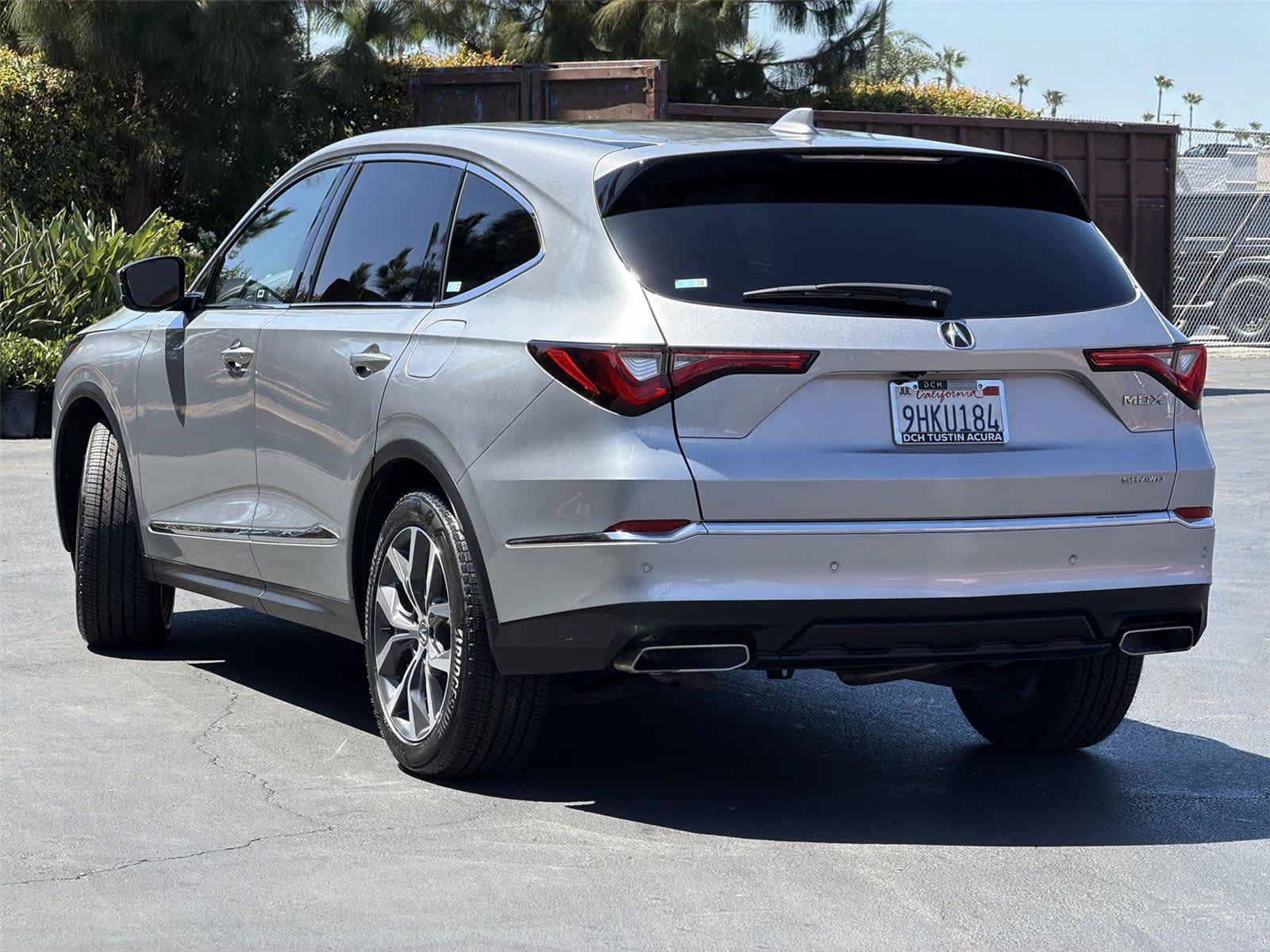 Certified 2023 Acura MDX w/ Technology Package AWD/4WD image 5