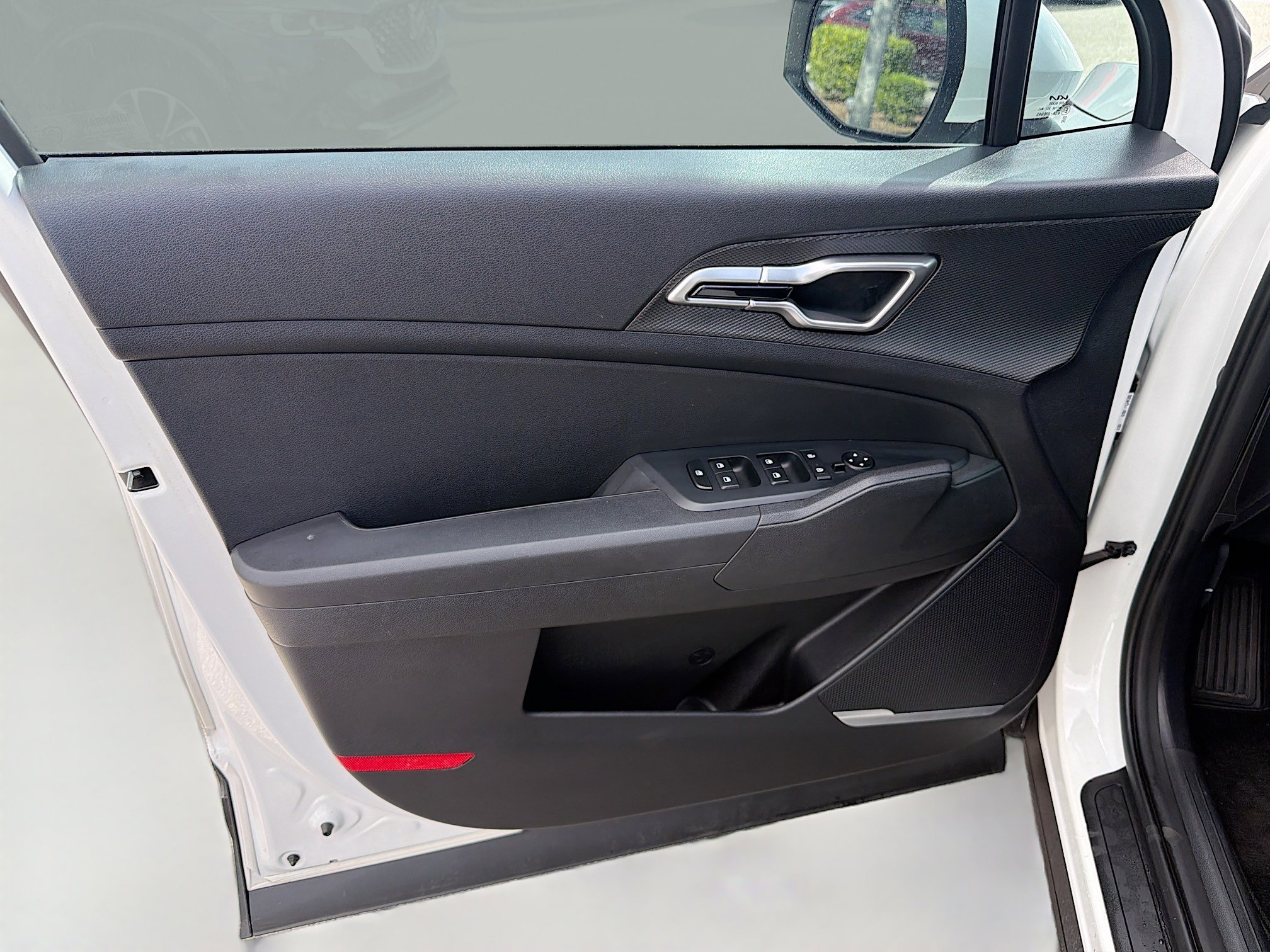 Used 2024 Kia Sportage LX image 21