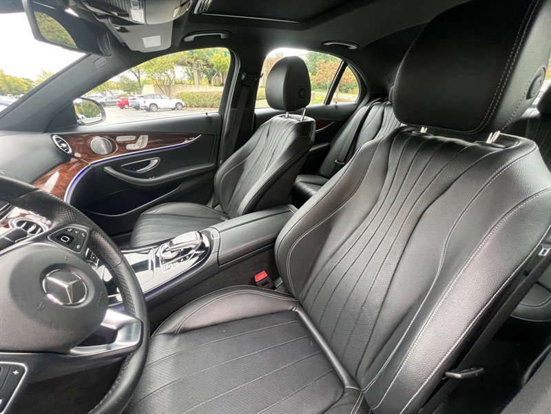 Used 2017 Mercedes-Benz E 300 4MATIC image 21