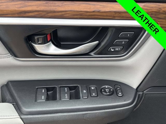 Used 2022 Honda CR-V Touring image 10