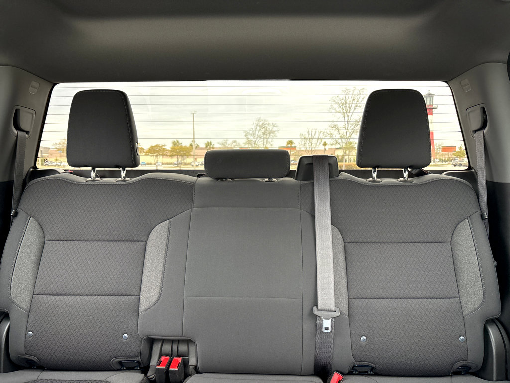 Used 2022 GMC Sierra 2500 SLE w/ SLE Value Package; image 7