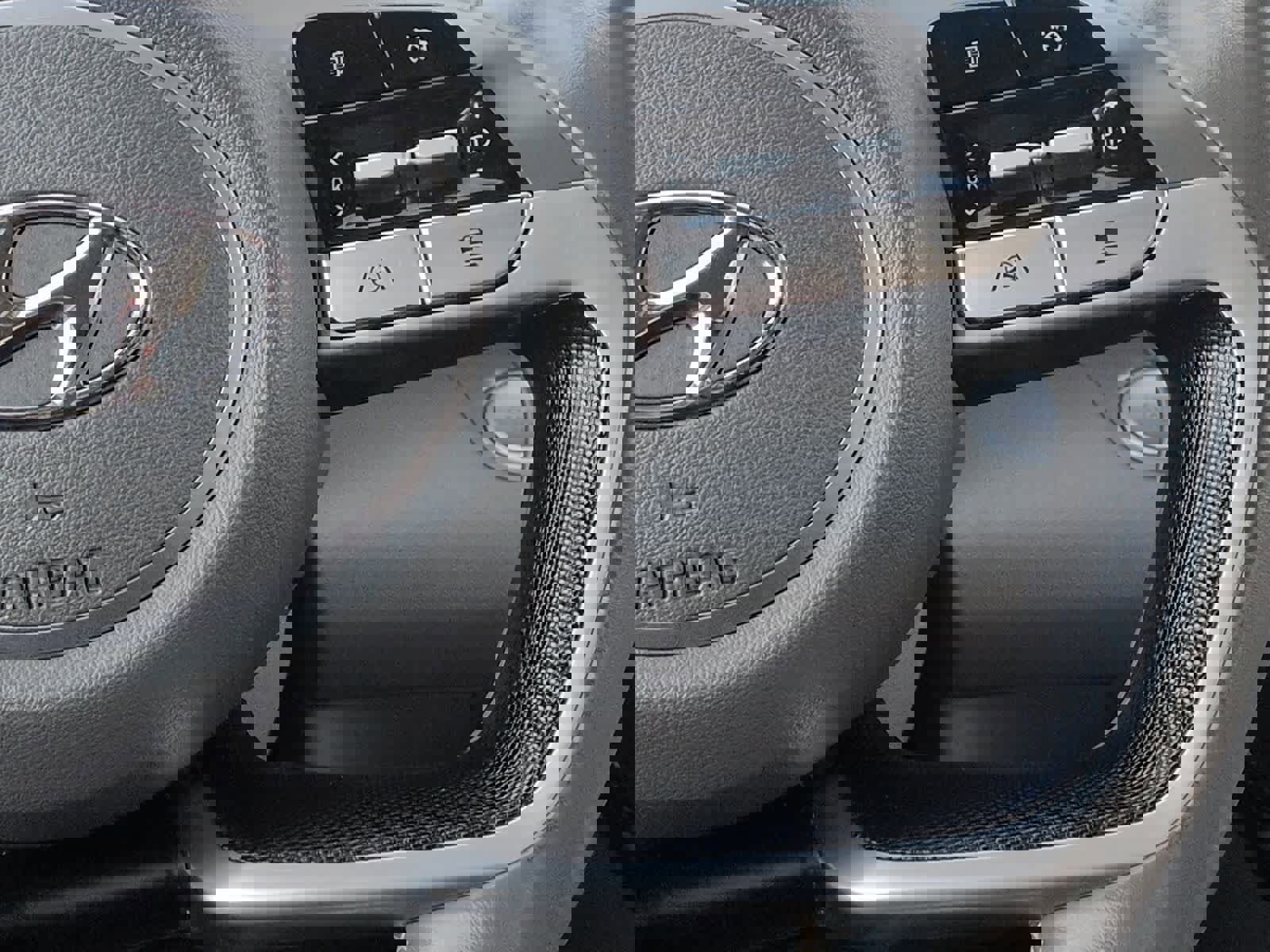 Used 2023 Hyundai Elantra SEL w/ Convenience Package image 25