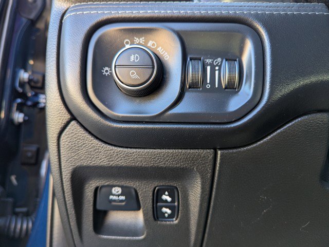 Used 2019 RAM 1500 Limited image 17