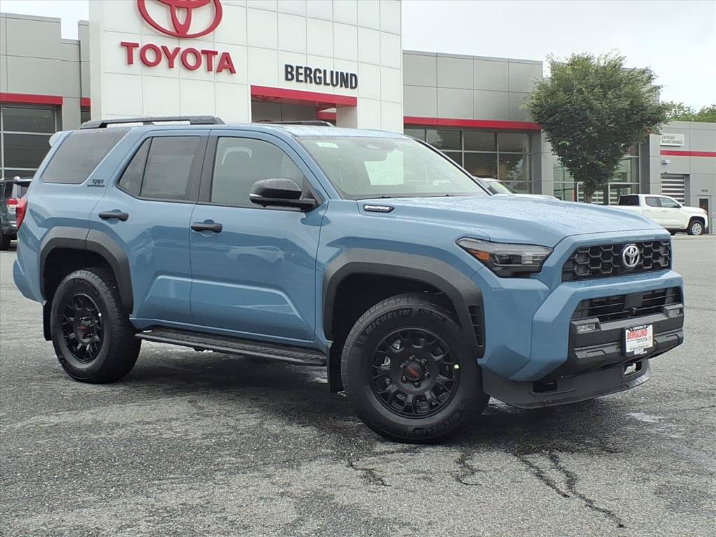 New 2026 Toyota 4Runner TRD Off-Road Premium AWD/4WD image 2