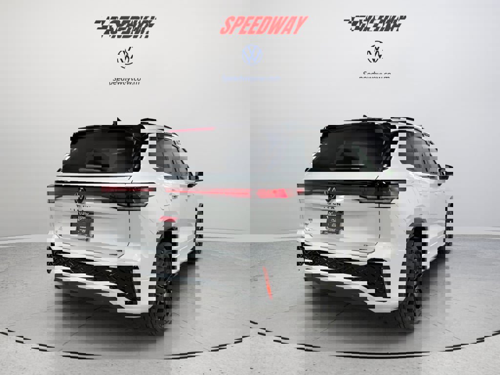 New 2026 Volkswagen Tiguan SE R-Line image 7