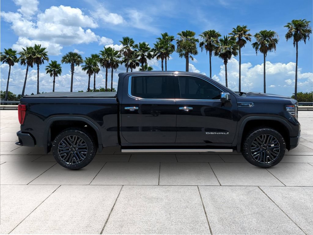 Used 2022 GMC Sierra 1500 Denali Ultimate AWD/4WD image 8