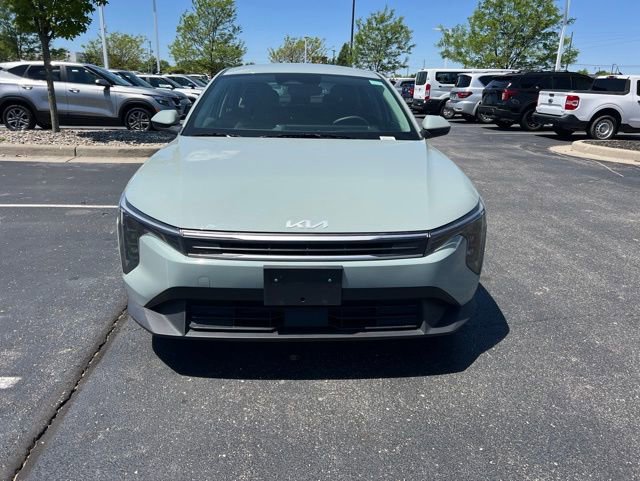 Used 2025 Kia K4 FWD image 3